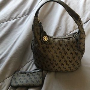 Small Dooney & Bourke Bag & cardholder wallet.